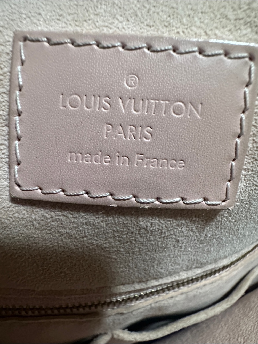 Louis Vuitton Damier Caissa Hobo Bag - Picture 14 of 15